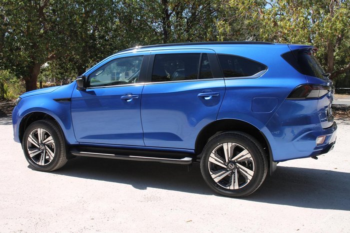 2025 Isuzu MU-X LS-T