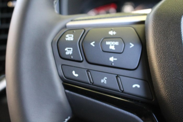 2025 Isuzu MU-X LS-T