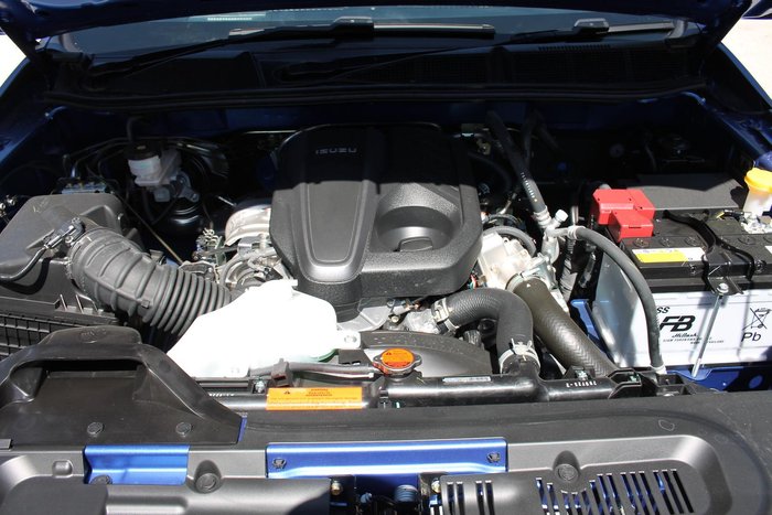 2025 Isuzu MU-X LS-T