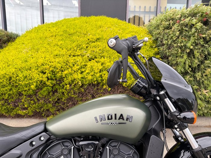 2023 Indian SCOUT ROGUE Green