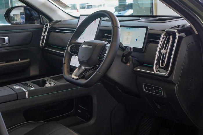 2025 Jaecoo J7 SHS Summit