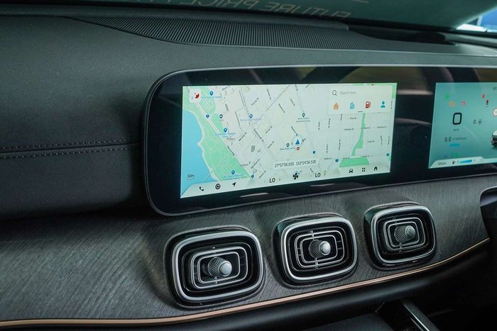 2025 Jaecoo J8 Track