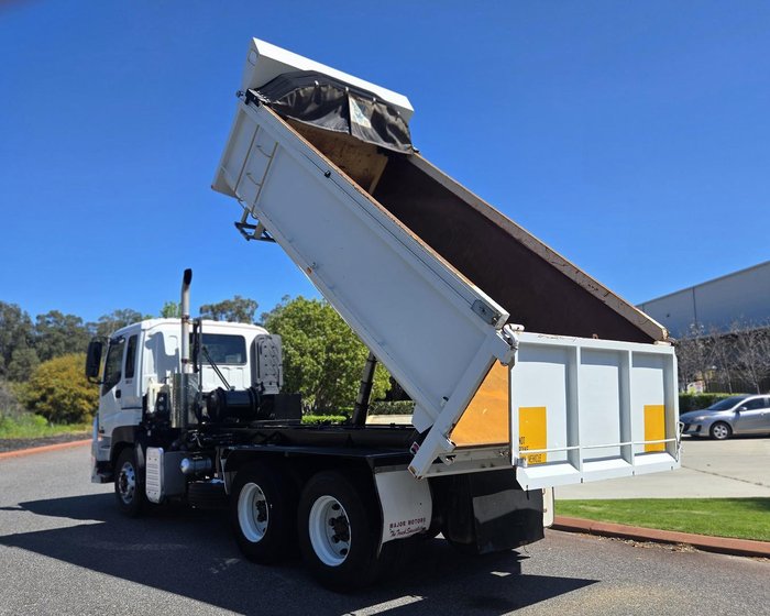 2008 Isuzu Cxz Giga ISUZU CIGA CXZ WHITE