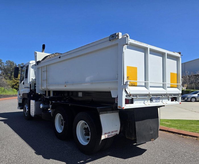 2008 Isuzu Cxz Giga ISUZU CIGA CXZ WHITE