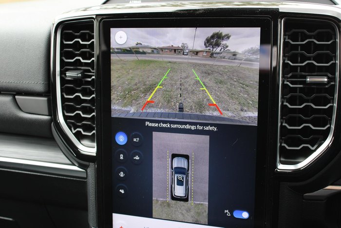 2025 Ford Everest Black Edition