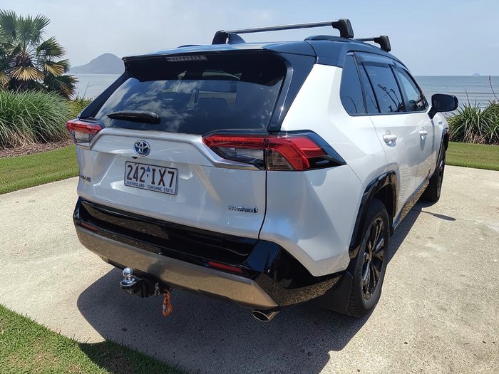 2023 Toyota RAV4 XSE