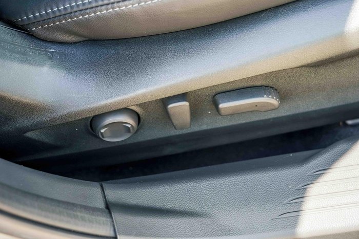 2025 Subaru Outback AWD Touring