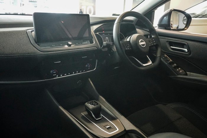 2025 Nissan QASHQAI ST-L