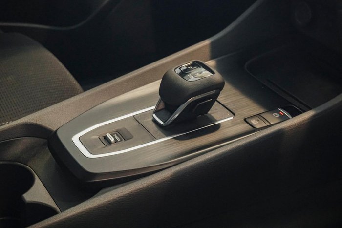 2025 Nissan QASHQAI ST-L