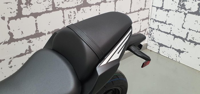 2025 Kawasaki Ninja 650L (LAMS) ABS Ninja Silver