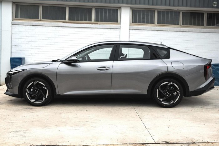 2025 Kia K4 Sport+