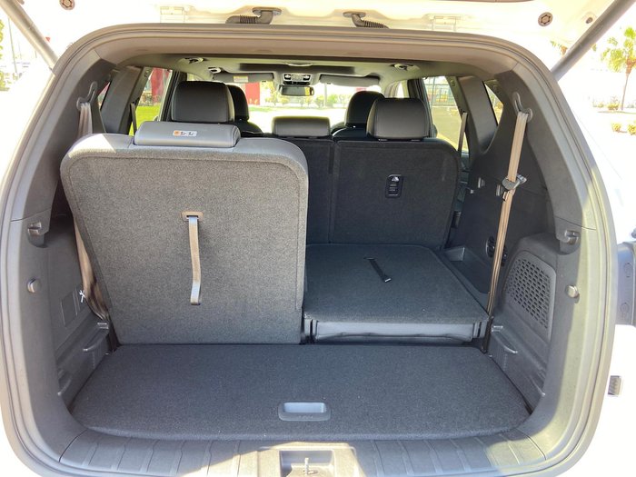 2025 KGM Rexton Ultimate Y461 MY26 4X4 Dual Range Pearl White