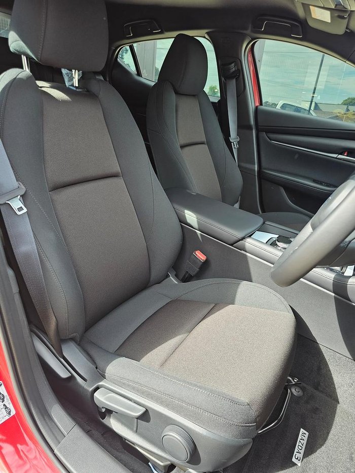 2025 Mazda 3 G20 Pure