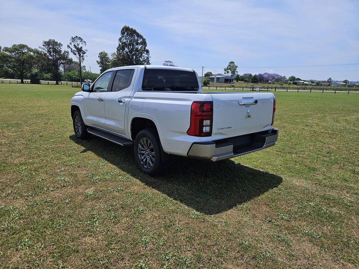 2025 Mitsubishi Triton GLS