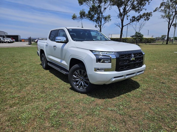 2025 Mitsubishi Triton GLS
