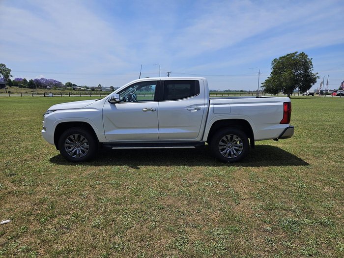 2025 Mitsubishi Triton GLS