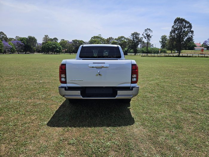 2025 Mitsubishi Triton GLS