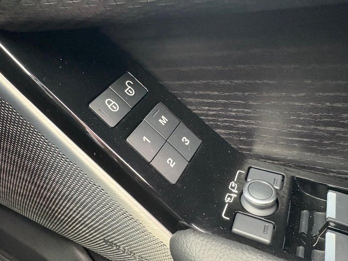 2020 Land Rover Range Rover Velar D240 R-Dynamic SE