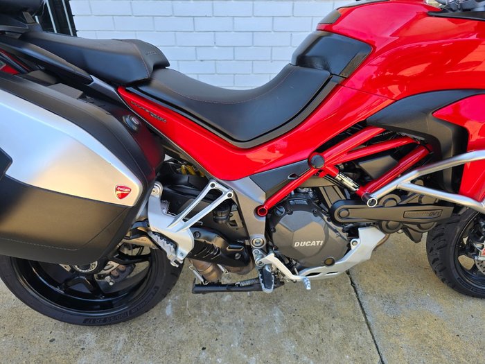 2015 DUCATI MULTISTRADA S TOURING Red