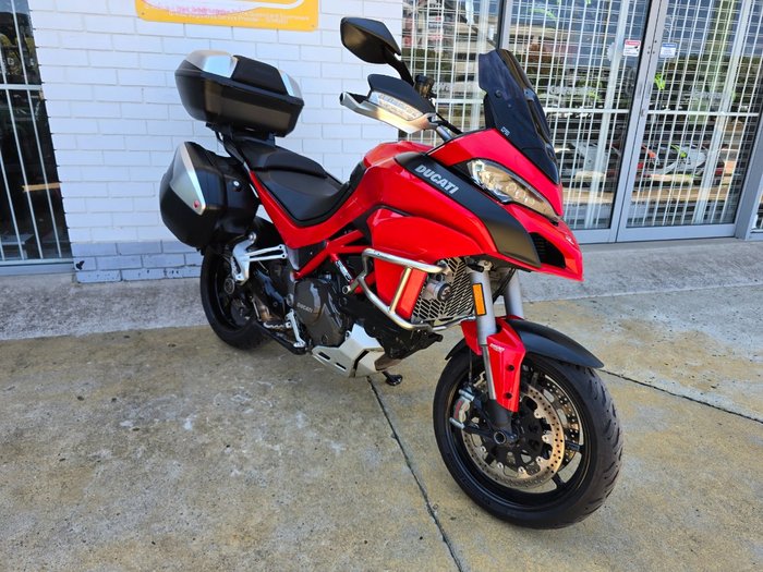 2015 DUCATI MULTISTRADA S TOURING Red