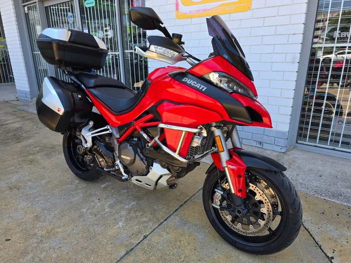 2015 DUCATI MULTISTRADA S TOURING Red