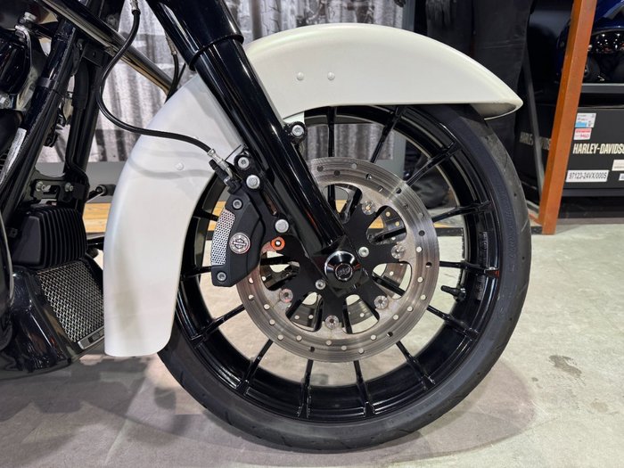 2018 Harley-davidson FLHXS STREET GLIDE SPECIAL Bonneville Salt Denim