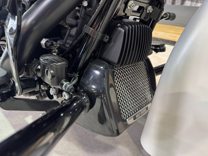 2018 Harley-davidson FLHXS STREET GLIDE SPECIAL Bonneville Salt Denim