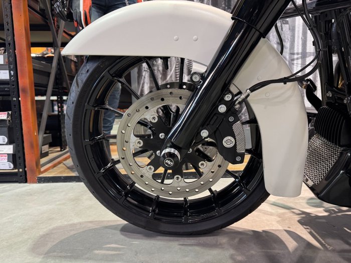 2018 Harley-davidson FLHXS STREET GLIDE SPECIAL Bonneville Salt Denim