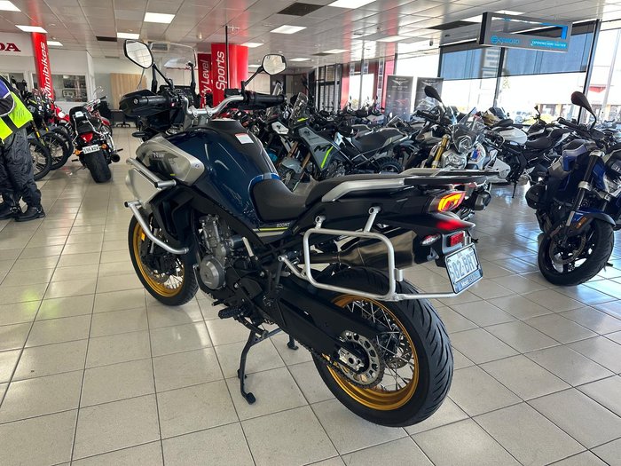 2022 CFMOTO 800MT Touring MT Blue