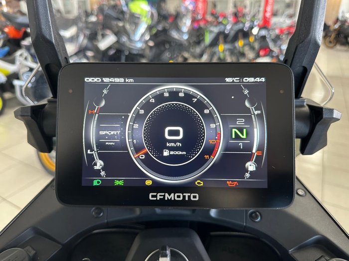 2022 CFMOTO 800MT Touring MT Blue