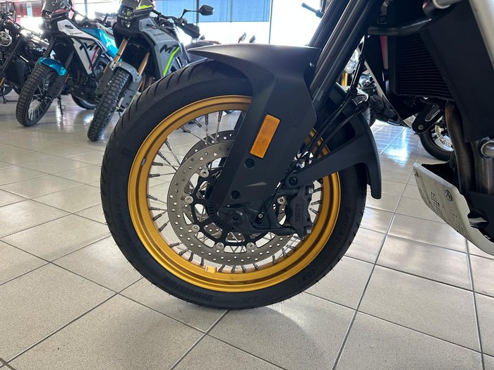 2022 CFMOTO 800MT Touring MT Blue