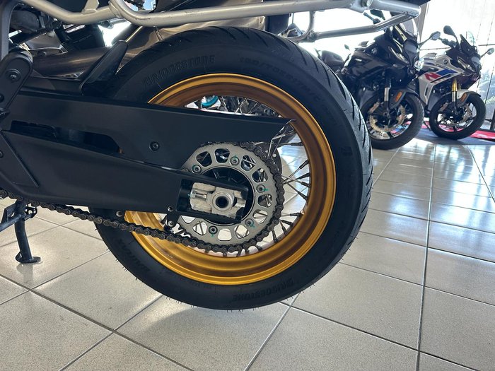 2022 CFMOTO 800MT Touring MT Blue