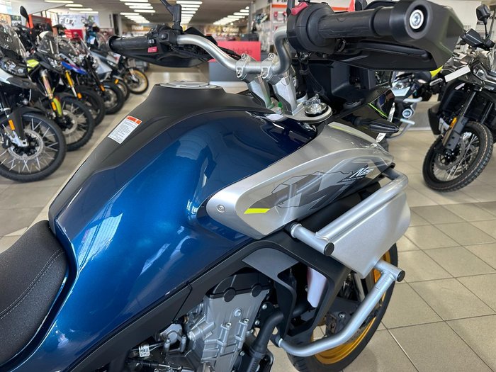 2022 CFMOTO 800MT Touring MT Blue