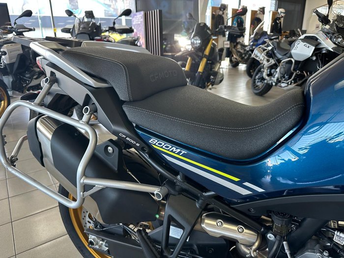 2022 CFMOTO 800MT Touring MT Blue