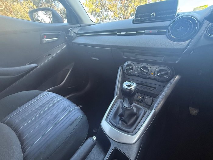 2014 Mazda 2 Neo DJ Series Soul Red