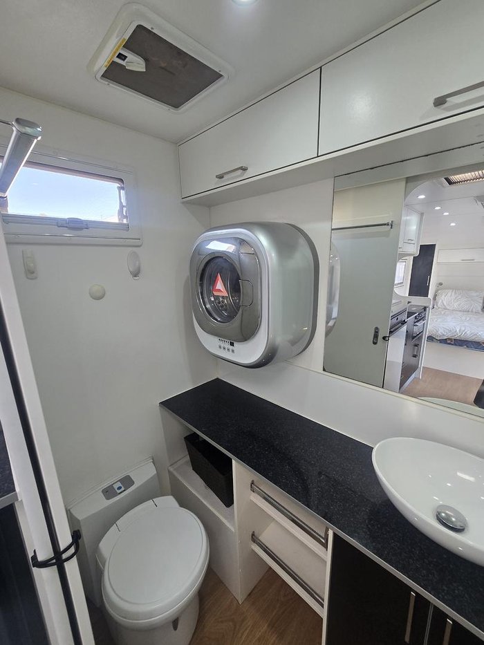 2015 New Age Caravans Manta Ray