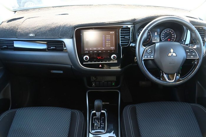 2020 Mitsubishi Outlander ES