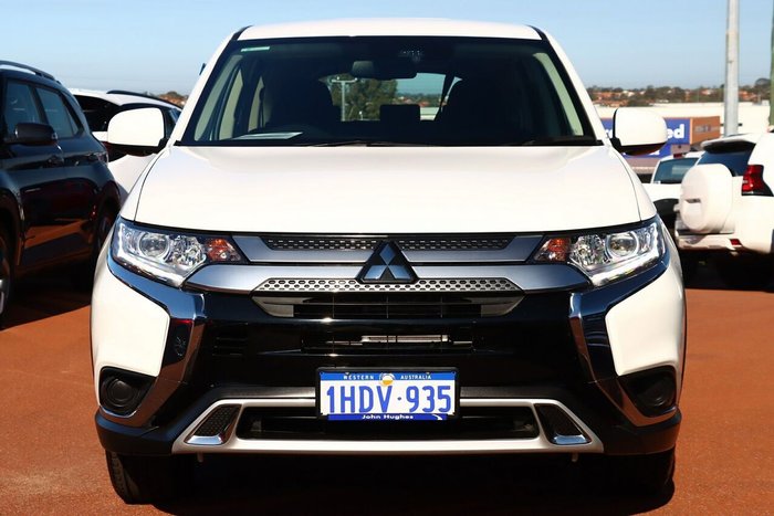 2020 Mitsubishi Outlander ES