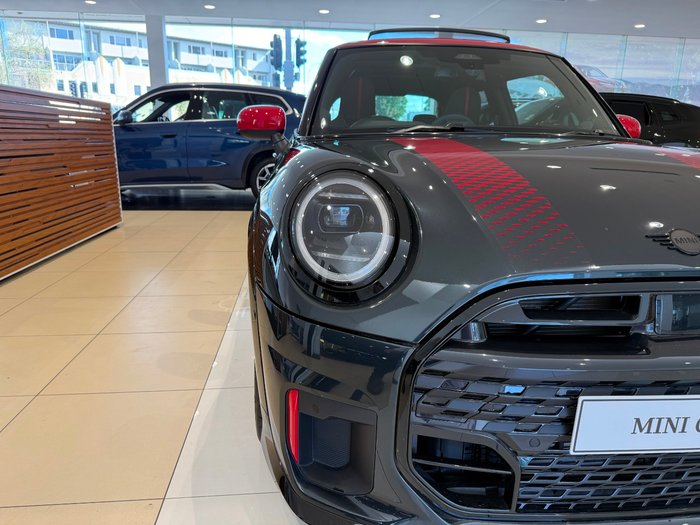 2024 MINI Cooper JCW Favoured