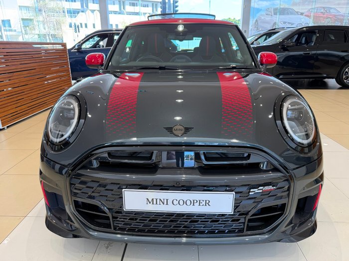 2024 MINI Cooper JCW Favoured