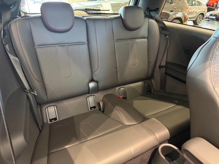 2024 MINI Cooper JCW Favoured