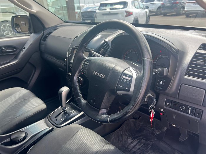 2017 Isuzu D-MAX SX High Ride MY17 4x2 Splash White