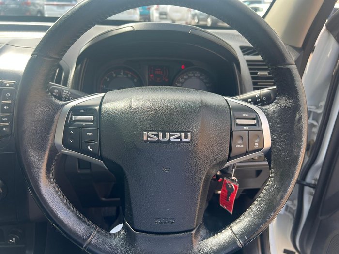 2017 Isuzu D-MAX SX High Ride MY17 4x2 Splash White