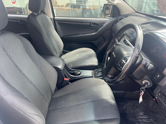 2017 Isuzu D-MAX SX High Ride MY17 4x2 Splash White