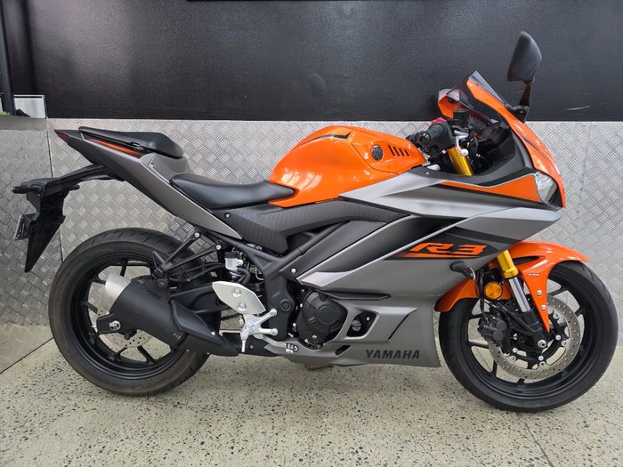 2022 Yamaha YZF-R3 ORANGE