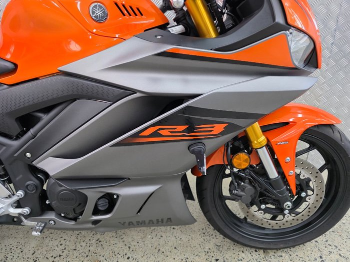 2022 Yamaha YZF-R3 ORANGE