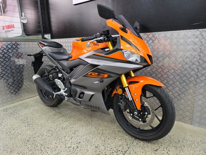 2022 Yamaha YZF-R3 ORANGE