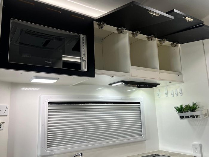 2022 Windsor Daintree