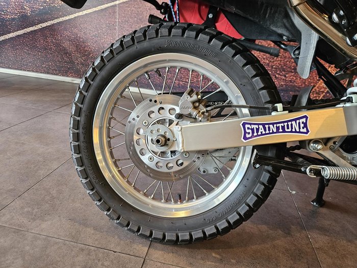 2020 Suzuki DR650SE DR Grey