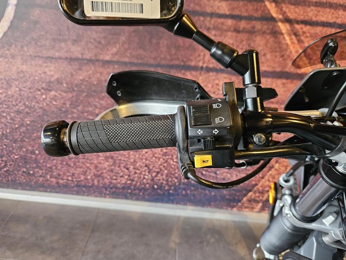 2020 Suzuki DR650SE DR Grey